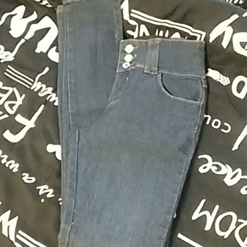 Skinny jean size 3